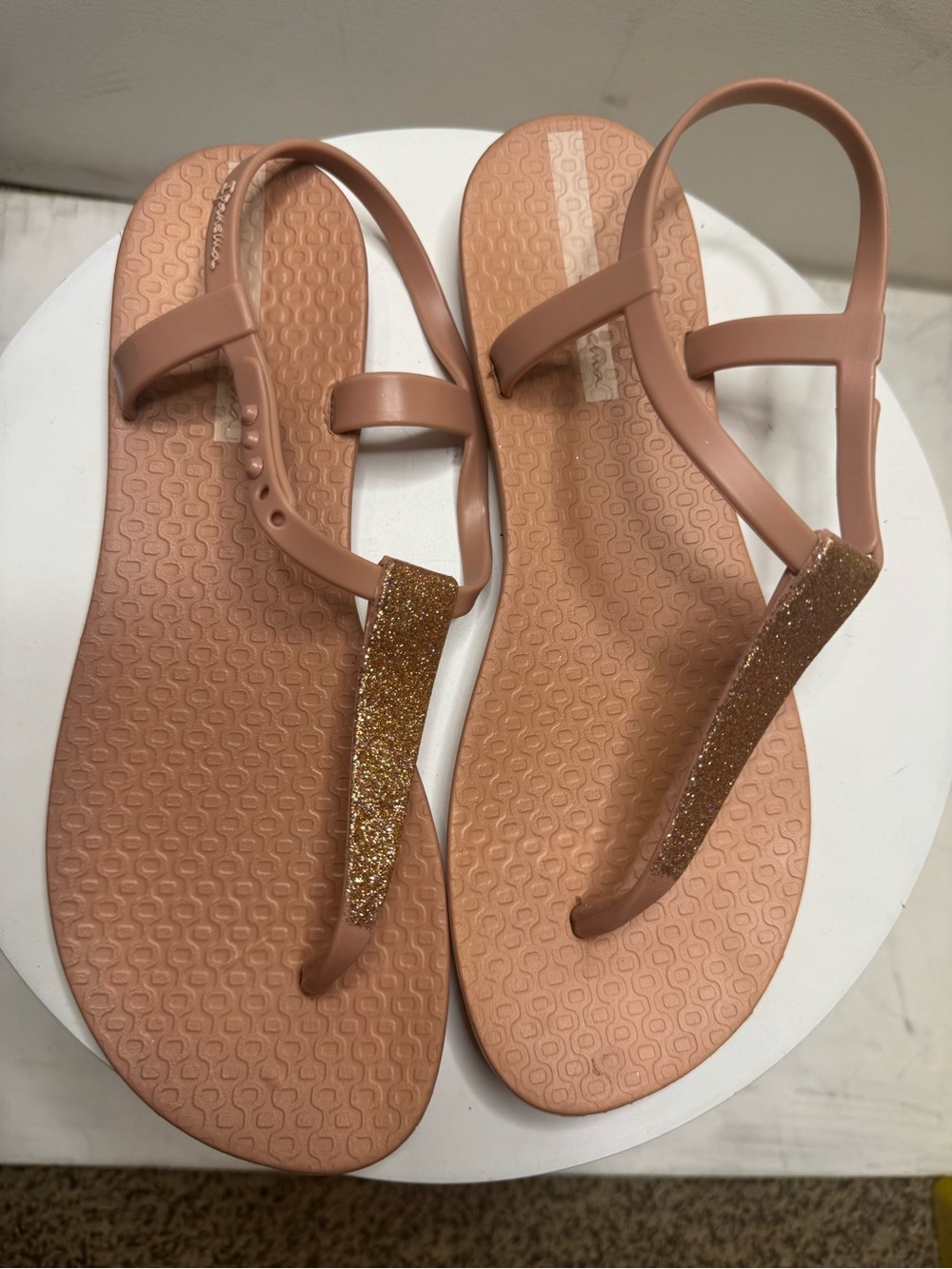 Women’s Nude Pink Glitter T-Strap Sandals Ipanema